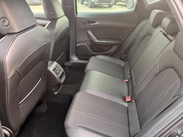 Cupra Formentor Basis 2.0 TSI 204PS DSG 4DRIVE (ALLRAD), 5 Jahre Garantie, 18" Alufelgen, Voll-LED-Scheinwerfer, 3Z-Climatronic, ACC/Tempomat, Digitales Cockpit, Full Link, Parksensoren v/h, Privacy-Glas, Multifunktions-Lederlenkrad, LED-Nebelscheinwerfer, Dachreling 