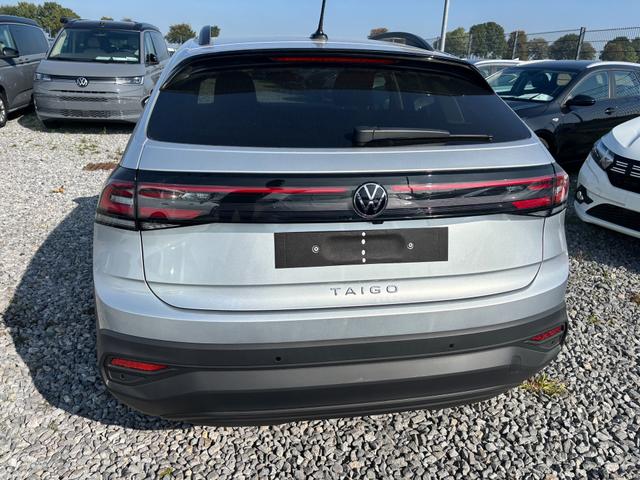 Volkswagen Taigo LIFE 1.5 TSI 150PS DSG/AUTOMATIK, Silber-Metallic, 17" Alu Aberdeen, MATRIX-LED, Sitzheizung, Climatronic, Parksensoren vorn/hinten, Rückfahrkamera, Radio Ready2Discover + Wireless App-Connect, Keyless Access, Licht-/Sicht, Privacy-Glas, M-Lederlenkrad 