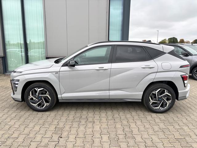Hyundai KONA N Line 1.6 T-GDI 170PS 7DCT (AUTOMATIK) 4x2, TECHNOLOGIE-PAKET, 5J. Garantie, 18" Alu, NAVI 12,3", Winterpaket, 2-Zonen-Climatronic, Parksensoren vorn/hinten, Rückfahrkamera, BI-LED-Scheinwerfer, Smart Key, Alarm, ACC Tempomat, Lederlenkrad 