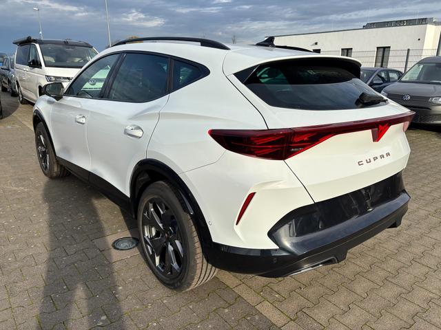 Cupra Formentor Basis 2.0 TSI 204PS DSG 4DRIVE (ALLRAD), 5 Jahre Garantie, 18" Alufelgen, Voll-LED-Scheinwerfer, 3Z-Climatronic, ACC/Tempomat, Digitales Cockpit, Full Link, Parksensoren v/h, Privacy-Glas, Multifunktions-Lederlenkrad, LED-Nebelscheinwerfer, Dachreling 