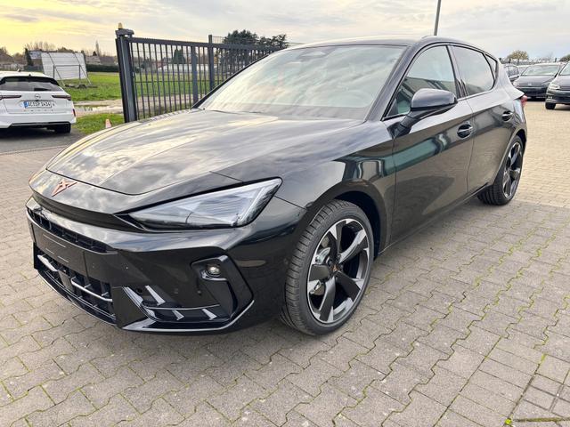 Cupra Leon Basis 1.5 TSI 150PS 6-Gang, 5 Jahre Garantie, 18" Alufelgen, Voll-LED-Scheinwerfer, 3Z-Climatronic, ACC/Tempomat, Digitales Cockpit, Full Link, Parksensoren v/h, Privacy-Glas, Multifunktions-Lederlenkrad, LED-Nebelscheinwerfer 