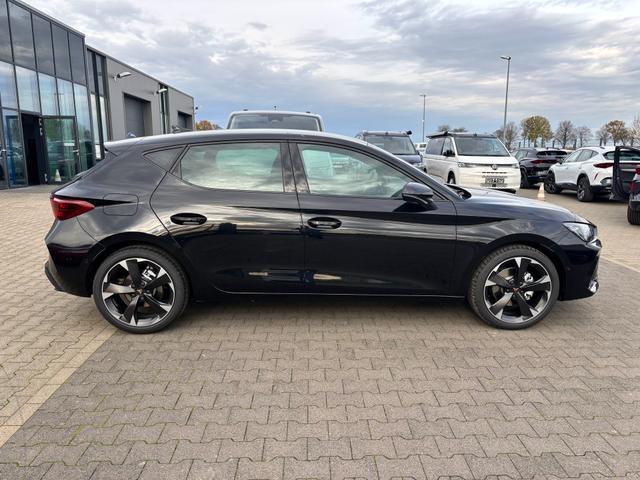 Cupra Leon Basis 1.5 TSI 150PS 6-Gang, 5 Jahre Garantie, 18" Alufelgen, Voll-LED-Scheinwerfer, 3Z-Climatronic, ACC/Tempomat, Digitales Cockpit, Full Link, Parksensoren v/h, Privacy-Glas, Multifunktions-Lederlenkrad, LED-Nebelscheinwerfer 