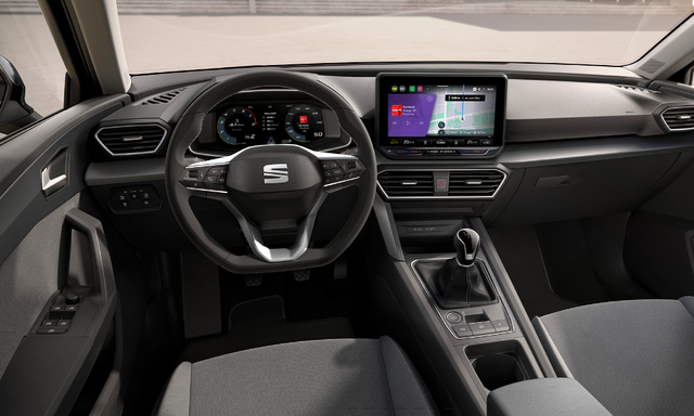 Seat Leon Sportstourer Style 1.5 TSI 115PS, SCHWARZ-METALLIC, 5 Jahre Garantie, 16" ALU, MATRIX-LED, Privacy-Glas, Winter-Paket, 3-Zonen-Climatronic, ParkAssist, Parksensoren v/h, Rückfahrkamera, Radio 10,4" + Full-Link, Tempomat, M-Lederlenkrad, variabler Ladeboden 