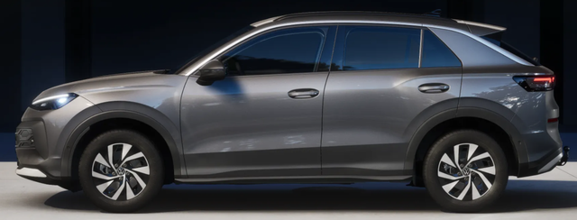 Volkswagen T-Roc LIFE 1.5 eTSI 116PS DSG (AUTOMATIK), Wolf-Grey METALLIC, ANHÄNGERKUPPLUNG, WINTER-PAKET, PRIVACY, 16" Alu, ACC, Climatronic, Rückfahrkamera, Parksensoren vorne/hinten, Radio 12,9" + Wireless App-Connect, Toter-Winkel-Warner, M-Lederlenkrad, LED-Scheinwerfer 