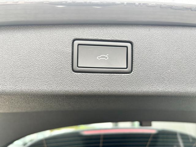 Volkswagen Tiguan LIFE 1.5 eTSI 150PS DSG, Blau-Metallic, 18" Alu NAPOLI, LED-PLUS-SCHEINWERFER, ELEKTR. HECKKLAPPE, KEYLESS ACCESS, PRIVACY-GLAS, DACHRELING, WINTER-PAKET, ACC, Park Assist, Parksensoren, Kamera, 3-Zonen-Climatronic, Radio/Wireless App-Connect, Digitales Cockpi 