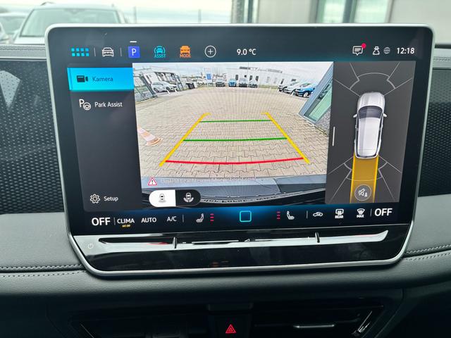 Volkswagen Tiguan LIFE 1.5 eTSI 150PS DSG, Blau-Metallic, 18" Alu NAPOLI, LED-PLUS-SCHEINWERFER, ELEKTR. HECKKLAPPE, KEYLESS ACCESS, PRIVACY-GLAS, DACHRELING, WINTER-PAKET, ACC, Park Assist, Parksensoren, Kamera, 3-Zonen-Climatronic, Radio/Wireless App-Connect, Digitales Cockpi 