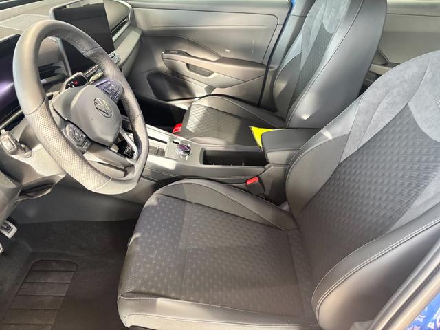 Volkswagen T-Roc Trend 1.5 eTSI mild-hybrid 116PS DSG (AUTOMATIK), Climatronic, Parksensoren vorne/hinten, Radio 10,3" + Wireless App-Connect, Toter-Winkel-Warner, Tempomat, M-Lederlenkrad, Armlehne vorn, LED-Scheinwerfer, Dachreling 