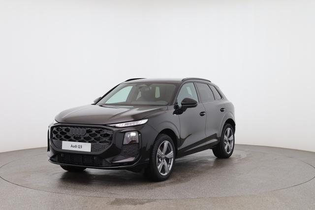 Audi Q3 - Basis 2.0 TFSI quattro (Allrad) 204PS S-Tronic (Automatik), 17" Alufelgen, Elektr. Heckklappe, MMI Navigation plus, Sitzheizung, 3-Zonen-Klimaautomatik, Parksensoren vorn/hinten, M-Lederlenkrad, Tempomat, Dachreling, Virtual Cockpit