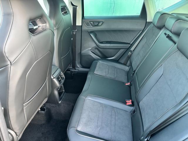 Cupra Ateca Basis 1.5 TSI 150PS DSG/AUTOMATIK, 5 Jahre Garantie, 19" Alu, NAVI 9,2", Climatronic, Park Assist, Parksensoren vorn/hinten, Digitales Cockpit, Privacy-Glas, Kessy, Sportschalensitze, Voll-LED-Scheinwerfer, Dachreling, Beheiztes M-Lederlenkrad, Tempomat 