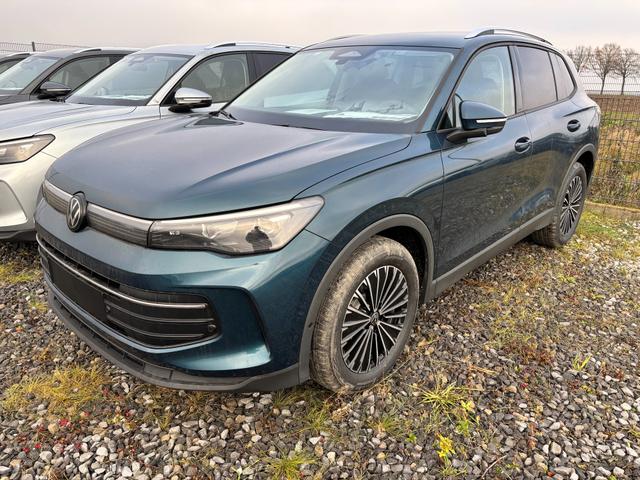 Volkswagen Tiguan - LIFE 1.5 eTSI 150PS DSG, Blau-Metallic, 18" Alu NAPOLI, LED-PLUS-SCHEINWERFER, ELEKTR. HECKKLAPPE, KEYLESS ACCESS, PRIVACY-GLAS, DACHRELING, WINTER-PAKET, ACC, Park Assist, Parksensoren, Kamera, 3-Zonen-Climatronic, Radio/Wireless App-Connect, Digitales Cockpi