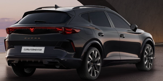 Cupra Formentor VZ 2.0 TSI 265PS DSG, 5 Jahre Garantie, 19" ALU, DCC, ACC, Alarm, Elektr. Fahrersitz + Sportschalen-Sitze, Heckklappe, KESSY, Winter-Paket, LED-Scheinwerfer, 3Z-Climatronic, Full Link, Parksensoren v/h, Rückfahrkamera, Privacy-Glas 