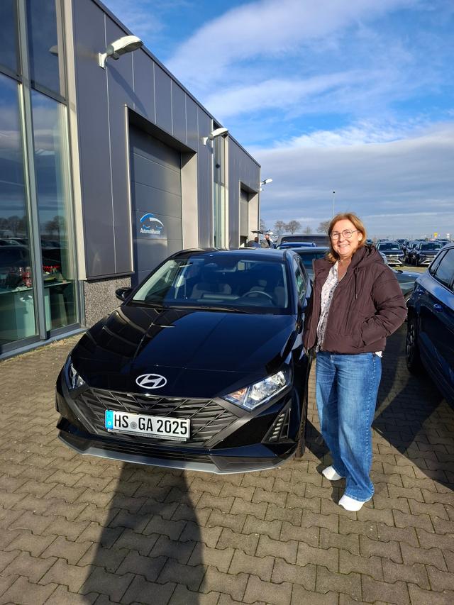 Fahrzeugübergabe eines Hyundai i20 