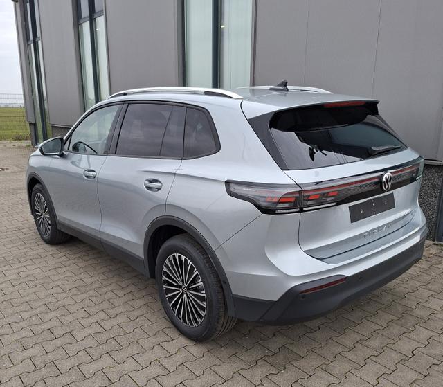 Volkswagen Tiguan LIFE 1.5 eTSI 150PS DSG, Silber-Met, 18" Alu NAPOLI, LED-PLUS-SCHEINWERFER, ELEKTR. HECKKLAPPE, KEYLESS ACCESS, PRIVACY-GLAS, DACHRELING, WINTER-PAKET, ACC, Park Assist, Parksensoren, Kamera, 3-Zonen-Climatronic, Radio/Wireless App-Connect, Digitales Cockpi 