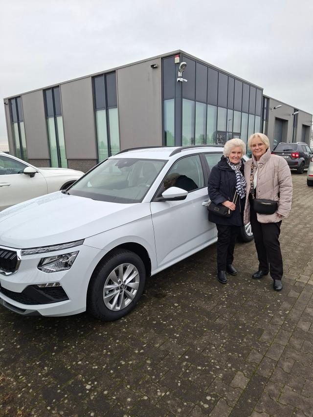 Fahrzeugübergabe eines Skoda Kamiq 