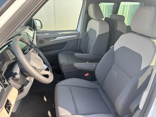 Volkswagen T7 Multivan Business 2.0 TDI 150PS DSG, 5J VW-Garantie, AHK, Family-Paket, 7-Sitzer+Armlehnen, Sitzheizung Digital Cockpit PRO, 17" ALU, IQ.LIGHT LED-MATRIX, 3ZCLIMATRONIC, PRIVACY-GLAS, Parksensoren v/h, KAMERA, 2x Schiebet&uuml;re, ACC, SideAssist, M-Lederlenkrad, Radio 10" 