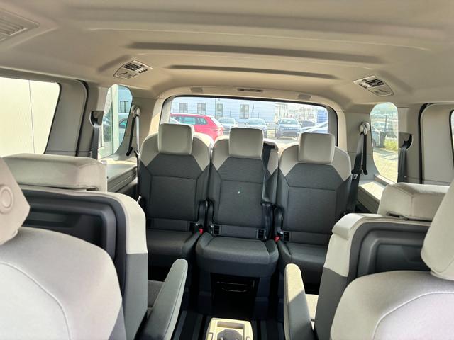Volkswagen T7 Multivan Business 2.0 TDI 150PS DSG, 5J VW-Garantie, AHK, Family-Paket, 7-Sitzer+Armlehnen, Sitzheizung Digital Cockpit PRO, 17" ALU, IQ.LIGHT LED-MATRIX, 3ZCLIMATRONIC, PRIVACY-GLAS, Parksensoren v/h, KAMERA, 2x Schiebet&uuml;re, ACC, SideAssist, M-Lederlenkrad, Radio 10" 