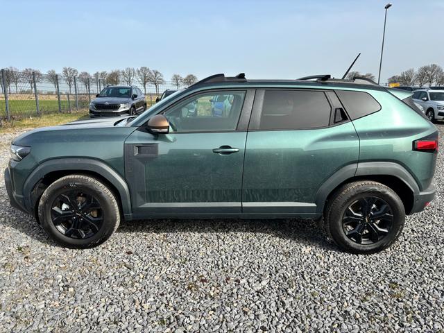 Dacia Duster Extreme hybrid 155 (FULL-HYBRID, Benzin+Elektro) AUTOMATIK, ZEDER-GR&Uuml;N-MET + WINTER-PAKET (Vordersitze/Lenkrad/Frontscheibe beheizt) PARKING (Toter-Winkel, 360&deg;Kamera, PDC vorn) TECHNO (NAVI, ACC Tempomat), Klimaautomatik, Keyless, Parksensoren, 3J Garant 