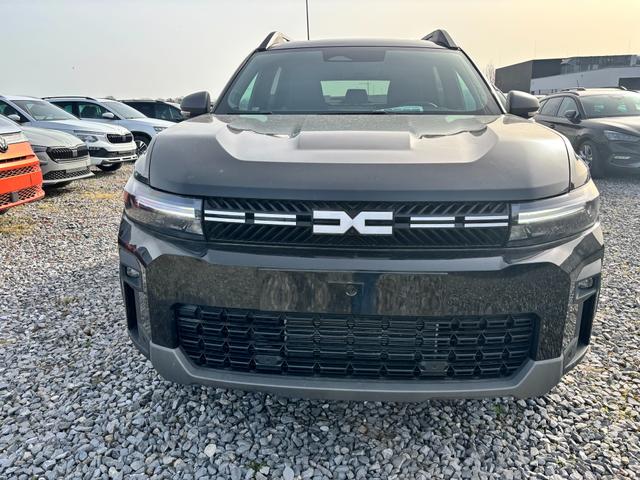 Dacia Bigster Journey hybrid 155 (FULL-HYBRID) (Benzin+Elektro) AUTOMATIK, SCHWARZ-MET + WINTER-PAKET (Vordersitze, Lenkrad, Frontscheibe beheizt) PARKING (Toter-Winkel, 360&deg;Kamera, Parksensoren vorn/hinten), Klimaautomatik, Privacy, NAVI, ELEK. HECKKLAPPE, 18" Alu, ACC 