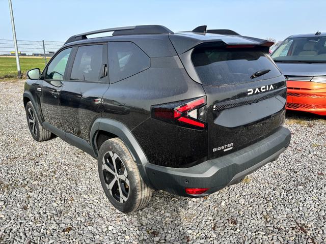 Dacia Bigster Journey hybrid 155 (FULL-HYBRID) (Benzin+Elektro) AUTOMATIK, SCHWARZ-MET + WINTER-PAKET (Vordersitze, Lenkrad, Frontscheibe beheizt) PARKING (Toter-Winkel, 360&deg;Kamera, Parksensoren vorn/hinten), Klimaautomatik, Privacy, NAVI, ELEK. HECKKLAPPE, 18" Alu, ACC 