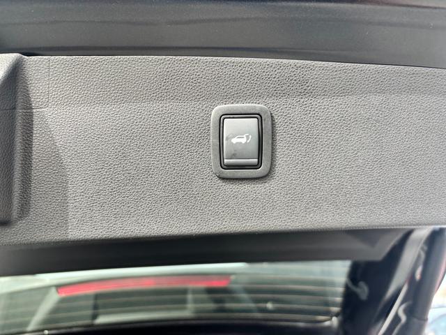 Dacia Bigster Journey hybrid 155 (FULL-HYBRID) (Benzin+Elektro) AUTOMATIK, SCHWARZ-MET + WINTER-PAKET (Vordersitze, Lenkrad, Frontscheibe beheizt) PARKING (Toter-Winkel, 360&deg;Kamera, Parksensoren vorn/hinten), Klimaautomatik, Privacy, NAVI, ELEK. HECKKLAPPE, 18" Alu, ACC 