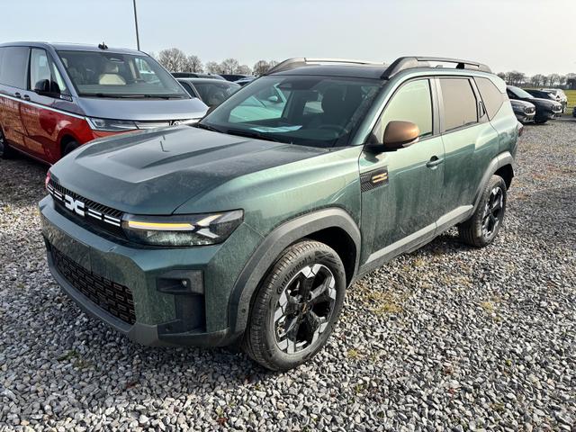 Dacia Bigster - Extreme hybrid 155 (FULL-HYBRID) (Benzin+Elektro) AUTOMATIK, ZEDER-GR&Uuml;N + WINTER-PAKET (Vordersitze, Lenkrad, Frontscheibe beheizt) PARKING (Toter-Winkel, 360&deg;Kamera, Parksensoren vorn/hinten), ELEK. PANORAMADACH, NAVI, 18" Alu, ACC, Klimaautomatik, Privacy