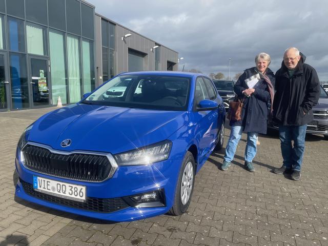 Fahrzeugübergabe eines Skoda Fabia 