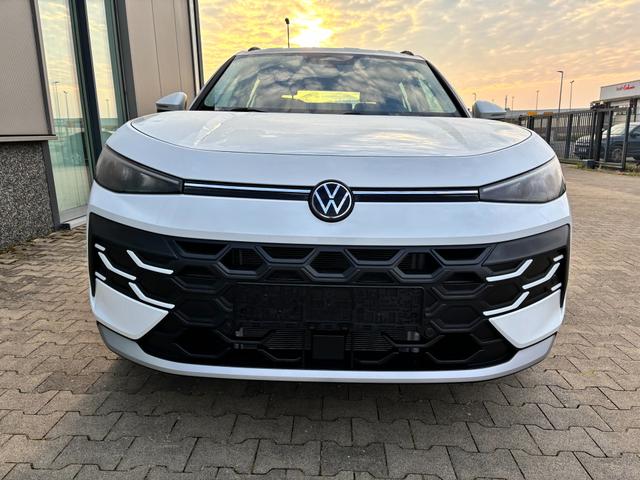 Volkswagen T-Roc Trend 1.5 eTSI mild-hybrid 116PS DSG (AUTOMATIK), Climatronic, Parksensoren vorne/hinten, Radio 10,3" + Wireless App-Connect, Toter-Winkel-Warner, Tempomat, M-Lederlenkrad, Armlehne vorn, LED-Scheinwerfer, Dachreling 