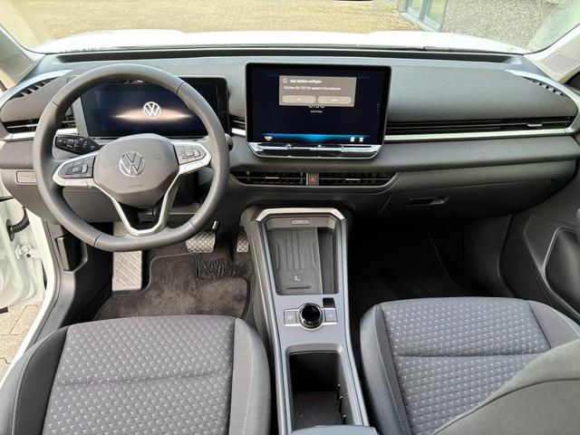 Volkswagen T-Roc Style 1.5 eTSI mild-hybrid 150PS DSG, 17" Alu, ErgoActive Sitze + Massage, Sitzheizung, M-Lederlenkrad beheizt, Keyless, Digital Cockpit Pro, Alarmanlage, ACC Tempomat, 3Z-Climatronic, ParkAssist Kamera, Radio 12,9"/Wireless App-Connect, LED-Scheinwerfer PLUS 