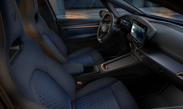 Cupra Born Plus NEUWAGEN OHNE TAGESZULASSUNG (BAFA-F&Auml;HIG) 5 Jahre Garantie, 19" Alu, Climatronic, Parksensoren vo/hi, ACC Adaptiver Tempomat, Media System 12,9" + Full-Link, Vorbereitung AHK, LED-Scheinwerfer, Blind Spot Sensor 