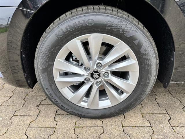 Skoda Octavia Combi Selection 2.0 TDI 150PS DSG, 5J GARANTIE, 16"ALU, ANH&Auml;NGERKUPPLUNG, FRONTSCHEIBE BEHEIZT, LENKRAD KESSY, ALARM, ELEKTR. HECKKLAPPE, Climatronic, Parksensoren vo/hi, R&uuml;ckfahrkamera, Virtual Cockpit 10", Sitzheizung, NAVI 13", ACC-Tempomat 