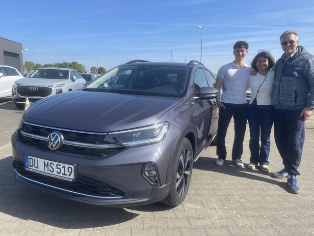 Fahrzeugübergabe eines Volkswagen Taigo 