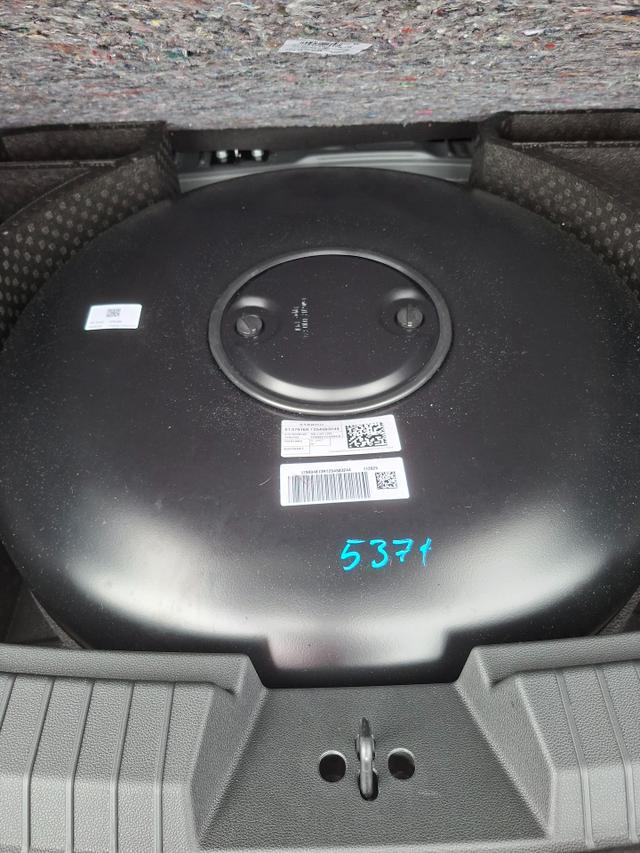Dacia Duster Journey hybrid-G 150 (Benzin+LPG) 4x4 (ALLRAD) AUTOMATIK, GRAU-MET+WINTER-PAKET (Vordersitze/Lenkrad/Frontscheibe beheizt) + PARKING-PAKET (Toter-Winkel-Assistent, 360&deg;-Kamera, Parksensoren vorn), hinten, Klimaautomatik, Tempomat, NAVI, 18" ALU 