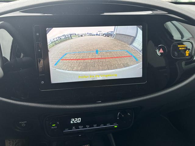 Toyota Aygo X Play 1.5 Hybrid 115PS CVT/AUTOMATIK, 3 Jahre Garantie, 17" Alufelgen, Sitzheizung, R&uuml;ckfahrkamera, Klimaautomatik, Audiosystem 9" + Smartphone-Integration, Lederlenkrad, ACC, ZV mit Fernbedienung 