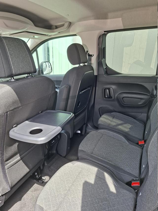 Opel Combo N1 Edition 1.5 Diesel 130PS AUTOMATIK, 5-Sitzer, Kontrast-Grau Metallic, NAVI, Parksensoren hinten, R&uuml;ckfahrkamera, KEYLESS, 2-Zonen-Klimaautomatik, Schiebet&uuml;re links/rechts, 16" Alu, Abgedunkelte Scheiben Tempomat, IntelliLux Matrix-Licht 
