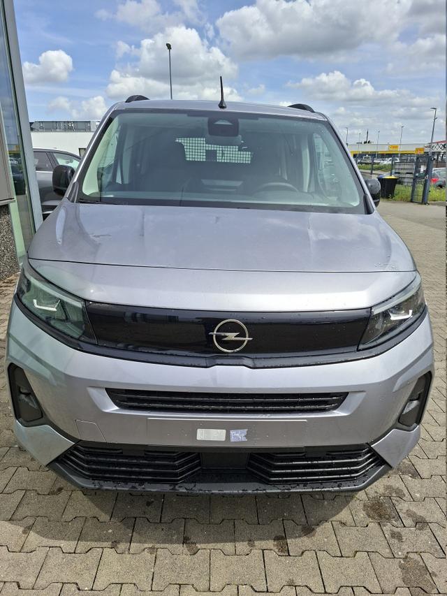 Opel Combo N1 Edition 1.5 Diesel 130PS AUTOMATIK, 5-Sitzer, Kontrast-Grau Metallic, NAVI, Parksensoren hinten, R&uuml;ckfahrkamera, KEYLESS, 2-Zonen-Klimaautomatik, Schiebet&uuml;re links/rechts, 16" Alu, Abgedunkelte Scheiben Tempomat, IntelliLux Matrix-Licht 