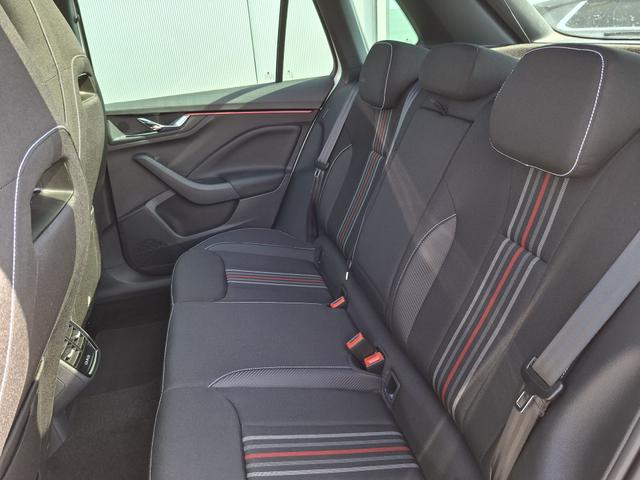 Skoda Kamiq Monte Carlo 1.5 TSI 150PS DSG (AUTOMATIK), Grau-Met, PANORAMDACH, MATRIX-LED, SITZHEIZUNG, Sport-M-Lederlenkrad beheizt, SunSet, 2Z-Climatronic, Parksensoren vorn/hinten, R&uuml;ckfahrkamera, Kessy, Radio 8,25"+SmartLink, Virtual Cockpit, 17" Alu, Tempomat 
