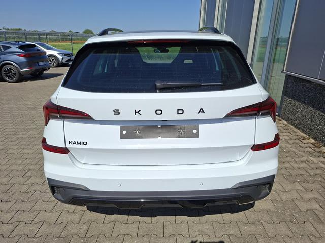 Skoda Kamiq Monte Carlo 1.5 TSI 150PS DSG (AUTOMATIK), MOON-WHITE PERLEFFEKT, PANORAMDACH, MATRIX-LED, SITZHEIZUNG, Sport-M-Lederlenkrad beheizt, SunSet, 2Z-Climatronic, Parksensoren vorn/hinten, R&uuml;ckfahrkamera, Kessy, Radio 8,25"+SmartLink, Virtual Cockpit, 17" Alu, Tempomat 