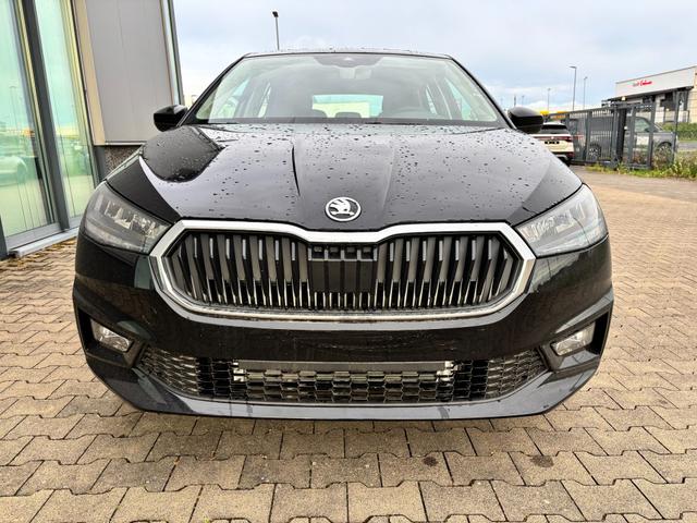 Skoda Fabia Extra Plus 1.0 TSI 116PS DSG (AUTOMATIK), 5J Garantie, BLACK-MAGIC METALLIC, CLIMATRONIC, BEHEIZTE FRONTSCHEIBE, SITZHEIZUNG, M-Lederlenkrad BEHEIZT, 15" ALU, Parksensoren hinten, R&uuml;ckfahrkamera, Infotainment 8", Virtual Cockpit, Tempomat, NSW, Wireless SmartLink 