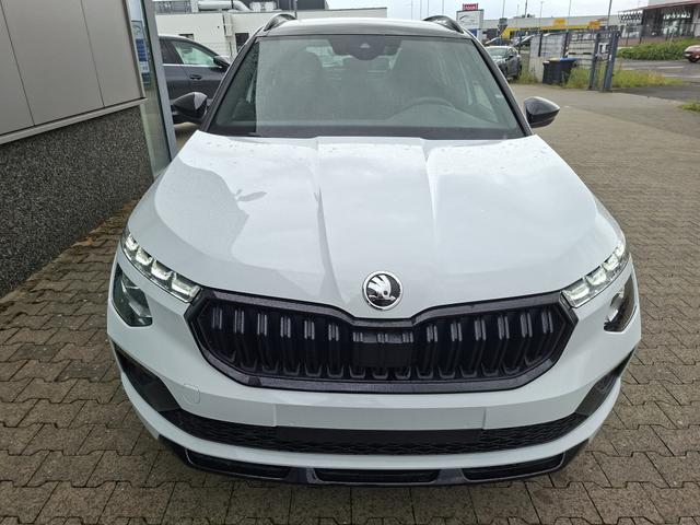 Skoda Kamiq Monte Carlo 1.5 TSI 150PS DSG, 5J GARANTIE, WEISS-MET/Dach schwarz, 18" ALU, AHK SCHWENKBAR, Panoramadach, Matrix-LED, Parksensoren v/h, Kamera, Tempomat, Virtual Cockpit (8"!!), Kessy, Winter-Paket, Climatronic, Radio 8", SmartLink, NSW, Sport-M-Lederlenkrad beheizt 
