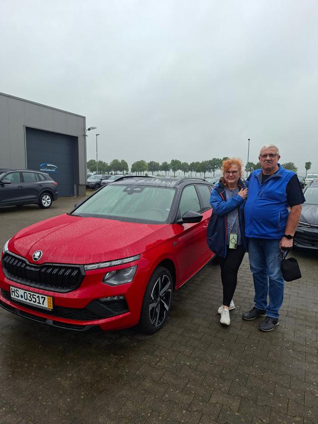 Fahrzeugübergabe eines Skoda Kamiq 