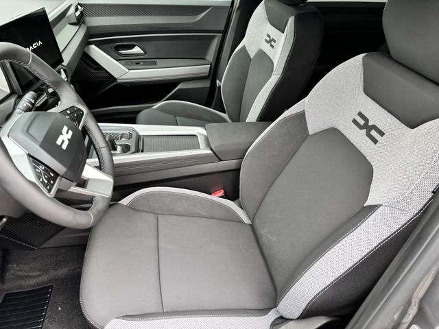 Dacia Bigster Journey FULL-HYBRID 155 (Benzin+Elektro), BLAU-METALLIC/DACH SCHWARZ, BEHEIZTE FRONTSCHEIBE, SITZHEIZUNG, LENRADKRADHEIZUNG, TOTER-WINKEL-ASSISTENT, PARKSENSOREN VORN/HINTEN, MULTIVIEW-KAMERA, 18" ALUFELGEN, PRIVACY-GLAS, NAVIGATION, ELEKTR. HECKKLAPPE, ACC 