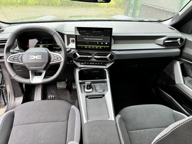 Dacia Bigster Journey FULL-HYBRID 155 (Benzin+Elektro), BLAU-METALLIC/DACH SCHWARZ, BEHEIZTE FRONTSCHEIBE, SITZHEIZUNG, LENRADKRADHEIZUNG, TOTER-WINKEL-ASSISTENT, PARKSENSOREN VORN/HINTEN, MULTIVIEW-KAMERA, 18" ALUFELGEN, PRIVACY-GLAS, NAVIGATION, ELEKTR. HECKKLAPPE, ACC 