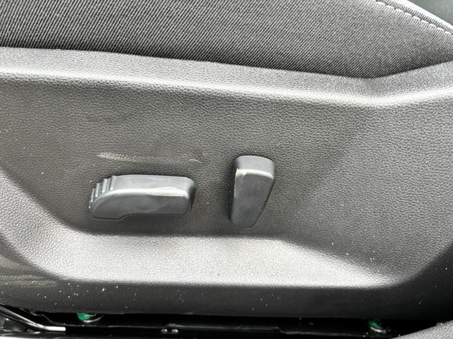 Dacia Bigster Journey FULL-HYBRID 155 (Benzin+Elektro), BLAU-METALLIC/DACH SCHWARZ, BEHEIZTE FRONTSCHEIBE, SITZHEIZUNG, LENRADKRADHEIZUNG, TOTER-WINKEL-ASSISTENT, PARKSENSOREN VORN/HINTEN, MULTIVIEW-KAMERA, 18" ALUFELGEN, PRIVACY-GLAS, NAVIGATION, ELEKTR. HECKKLAPPE, ACC 