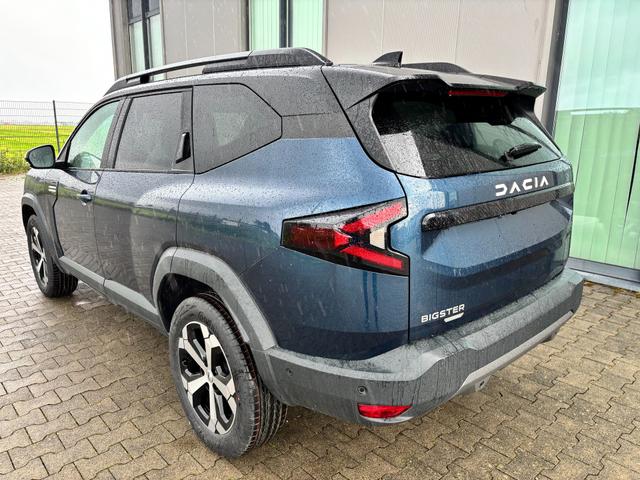 Dacia Bigster Journey FULL-HYBRID 155 (Benzin+Elektro), BLAU-METALLIC/DACH SCHWARZ, BEHEIZTE FRONTSCHEIBE, SITZHEIZUNG, LENRADKRADHEIZUNG, TOTER-WINKEL-ASSISTENT, PARKSENSOREN VORN/HINTEN, MULTIVIEW-KAMERA, 18" ALUFELGEN, PRIVACY-GLAS, NAVIGATION, ELEKTR. HECKKLAPPE, ACC 