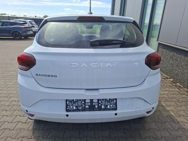 Dacia Sandero Essential 1.0 SCe65, Arktis-Wei&szlig;, KLIMAANLAGE, PARKSENSOREN HINTEN, Tempomat, Multimediasystem Media Control, Zentralverriegelung mit Fernbedienung 