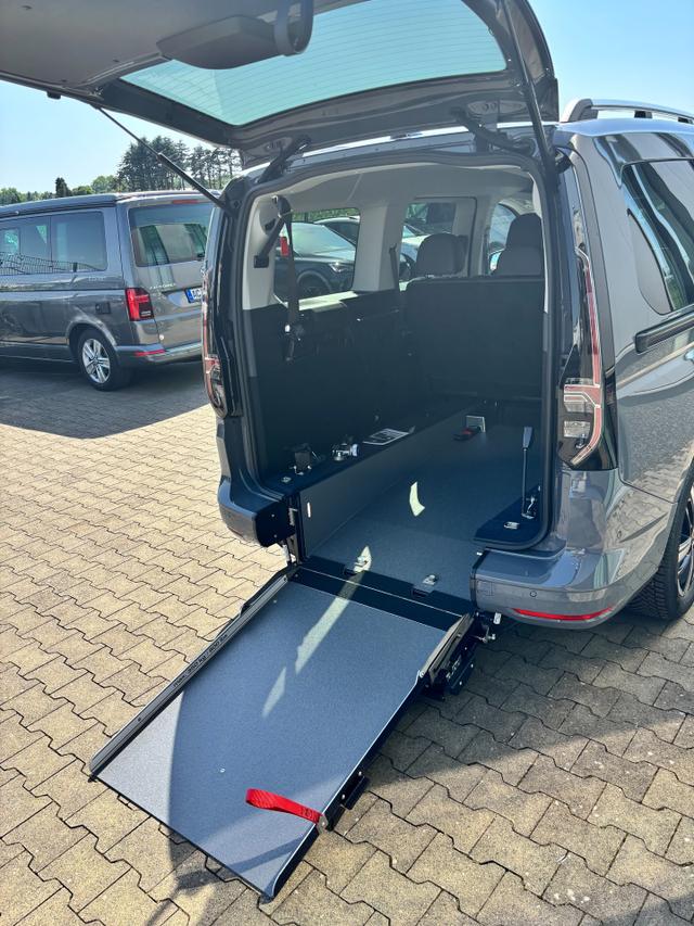 Volkswagen Caddy Maxi Style BEHINDERTENUMBAU (HECKAUSSCHNITT) 1.5 TSI 115PS DSG/AUTOMATIK, PURE-GREY, 17" Alu/Ganzjahresreifen, Winterpaket, ACC-Tempomat, Toter-Winkel, ParkAssist, Parksensoren vo/hi, R&uuml;ckfahrkamera, Radio Ready2Discover 10" + Wireless AppConnect, Climatronic 