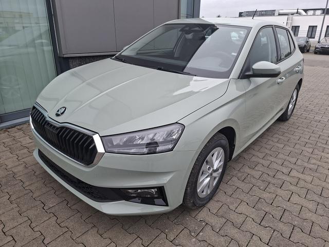 Skoda Fabia Extra Plus 1.0 TSI 116PS, 5 Jahre Garantie, TIMIANO-GR&Uuml;N Sonderlackierung, CLIMATRONIC, BEHEIZTE FRONTSCHEIBE, SITZHEIZUNG, M-Lederlenkrad BEHEIZT, 15" ALU, Parksensoren hinten, R&uuml;ckfahrkamera, Infotainment 8", Virtual Cockpit, Tempomat, NSW, Wireless SmartLink 