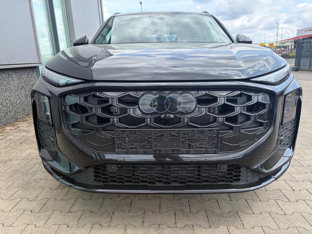 Audi Q3 Basis 2.0 TSI 204PS quattro (Allrad), 5 JAHRE GARANTIE, Technopaket PLUS, Metallic, Anh&auml;ngerkupplung, PANORAMADACH, DIGITALE MATRIX, Exterieur+Interieur S line Paket, 20" ALU 5-Speichen-Tripod, PRIVACY-Glas, SPORTPAKET, Exterieurpaket schwarz, Dynamikpaket 
