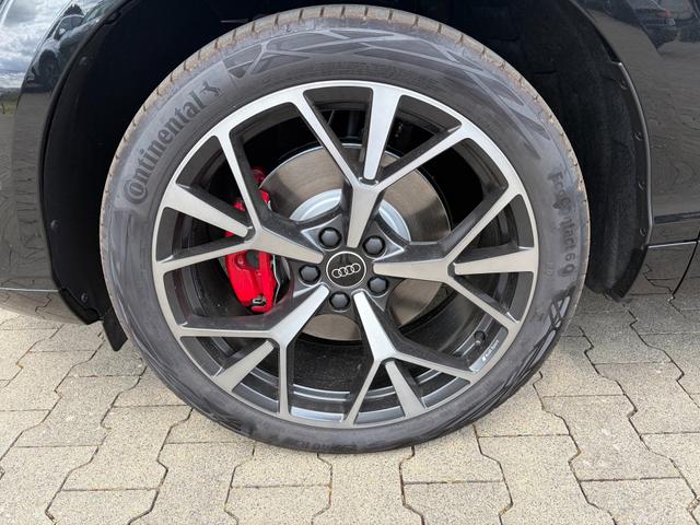 Audi Q3 Basis 2.0 TSI 204PS quattro (Allrad), 5 JAHRE GARANTIE, Technopaket PLUS, Metallic, Anh&auml;ngerkupplung, PANORAMADACH, DIGITALE MATRIX, Exterieur+Interieur S line Paket, 20" ALU 5-Speichen-Tripod, PRIVACY-Glas, SPORTPAKET, Exterieurpaket schwarz, Dynamikpaket 