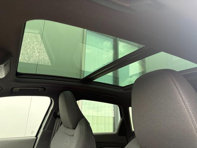 Audi Q3 Basis 2.0 TSI 204PS quattro (Allrad), 5 JAHRE GARANTIE, Technopaket PLUS, Metallic, Anh&auml;ngerkupplung, PANORAMADACH, DIGITALE MATRIX, Exterieur+Interieur S line Paket, 20" ALU 5-Speichen-Tripod, PRIVACY-Glas, SPORTPAKET, Exterieurpaket schwarz, Dynamikpaket 
